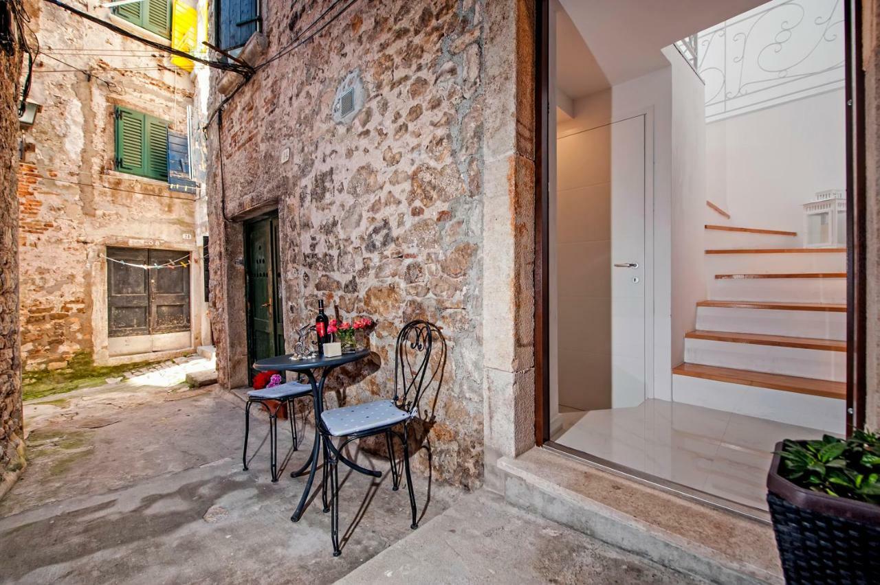 Studio Apartment Lily Rovinj Ngoại thất bức ảnh